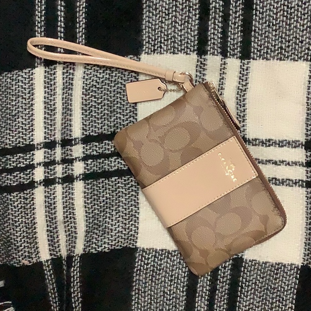 Coach tan stripe zip corner wallet